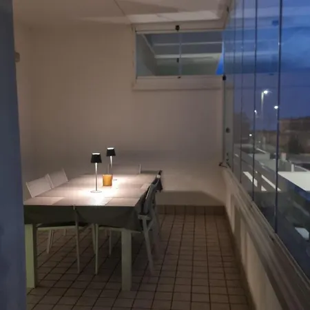 Fiumicino - Sleep & Fly شقة *